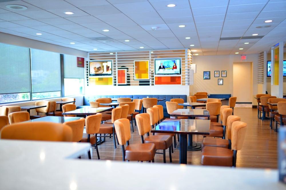 Holiday Inn Portland- I-5 S Wilsonville By Ihg Exterior photo